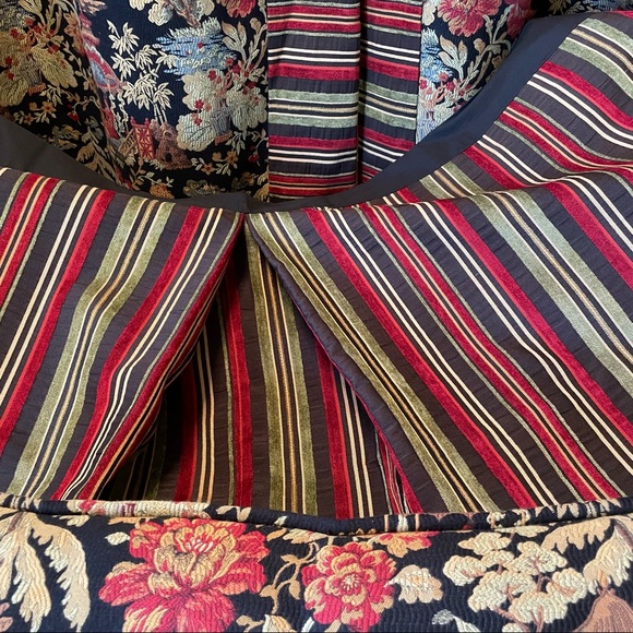 Custom made Asian Inspired Tapestry for a Window or as a Headboard Backdrop - Picture 6 of 15